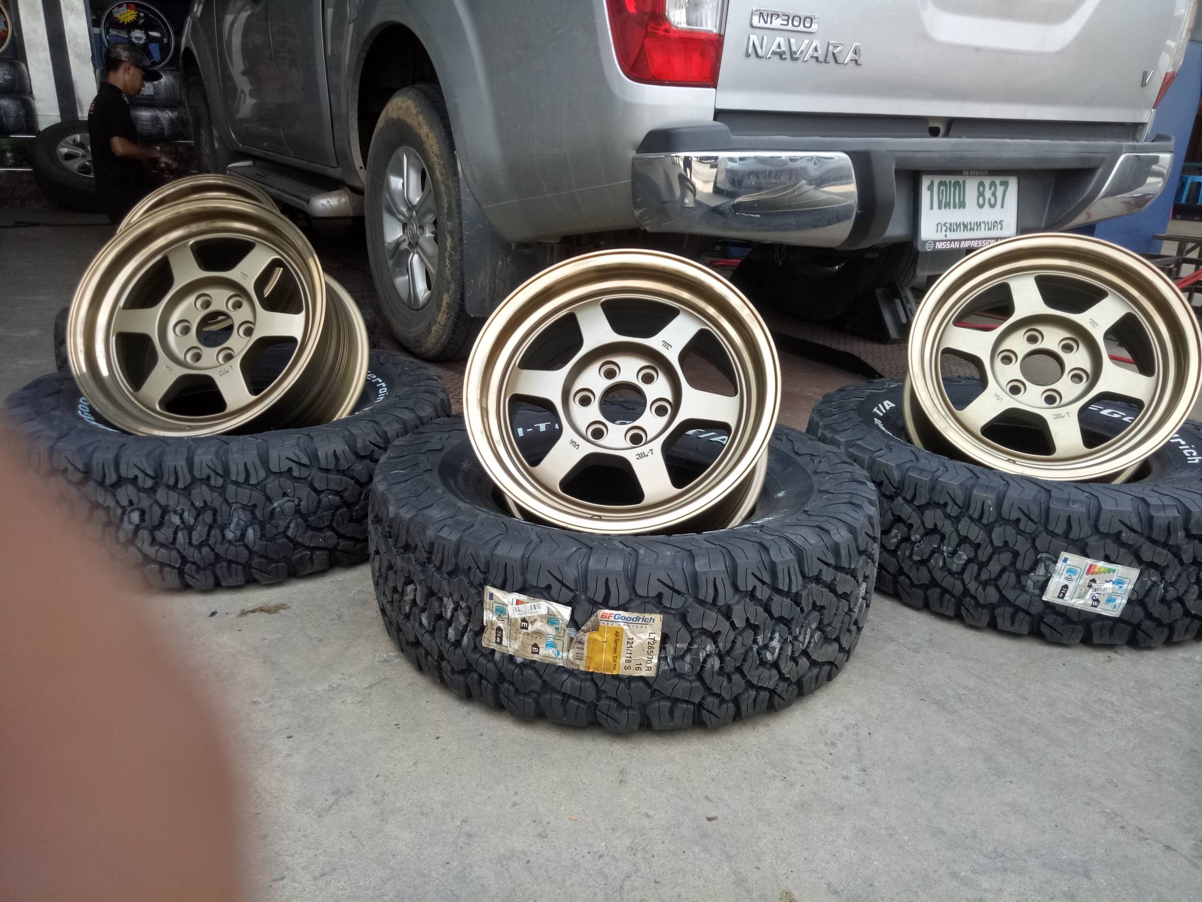ล้อใหม่ TE37X ขอบ16 ใส่ นาวาร่า