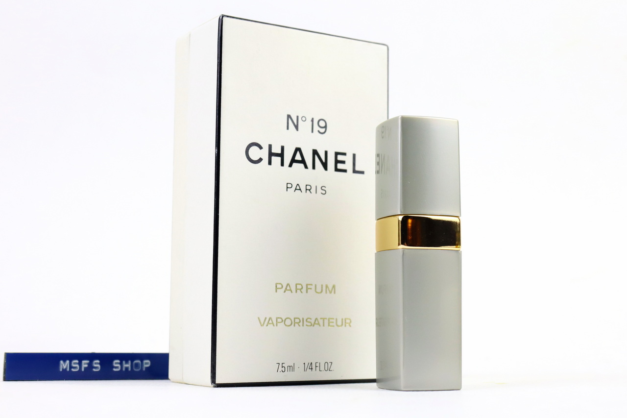 [Vintage] CHANEL N°19 Parfum 7.5ml Purse Spray ปลอกน้ำหอมพกพา - น้ำหอม Vintage