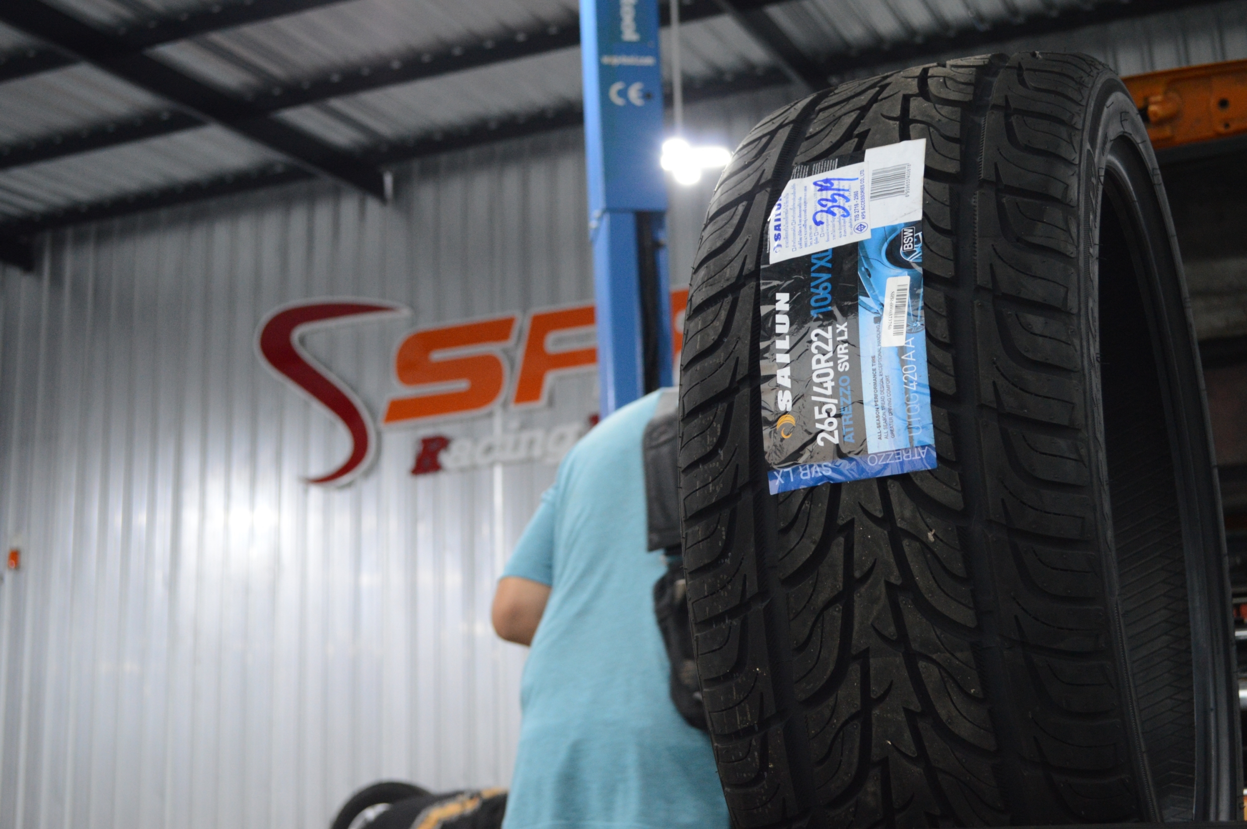 ยาง SAILUN SVR 265/40R22 ปี19