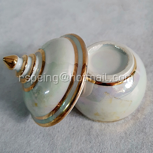 ตลับ (โถ) ใส่แป้งเจิมสีขาวมุก ขอบสีทอง