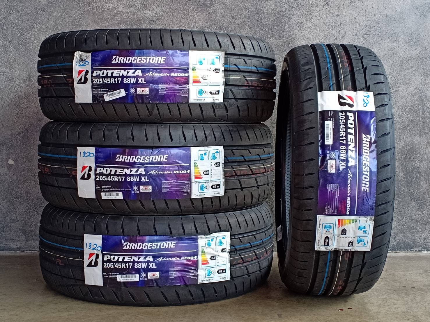 BRIDGESTONE 205/45R17 POTENZA RE004 88W XL MADE IN THAILAND