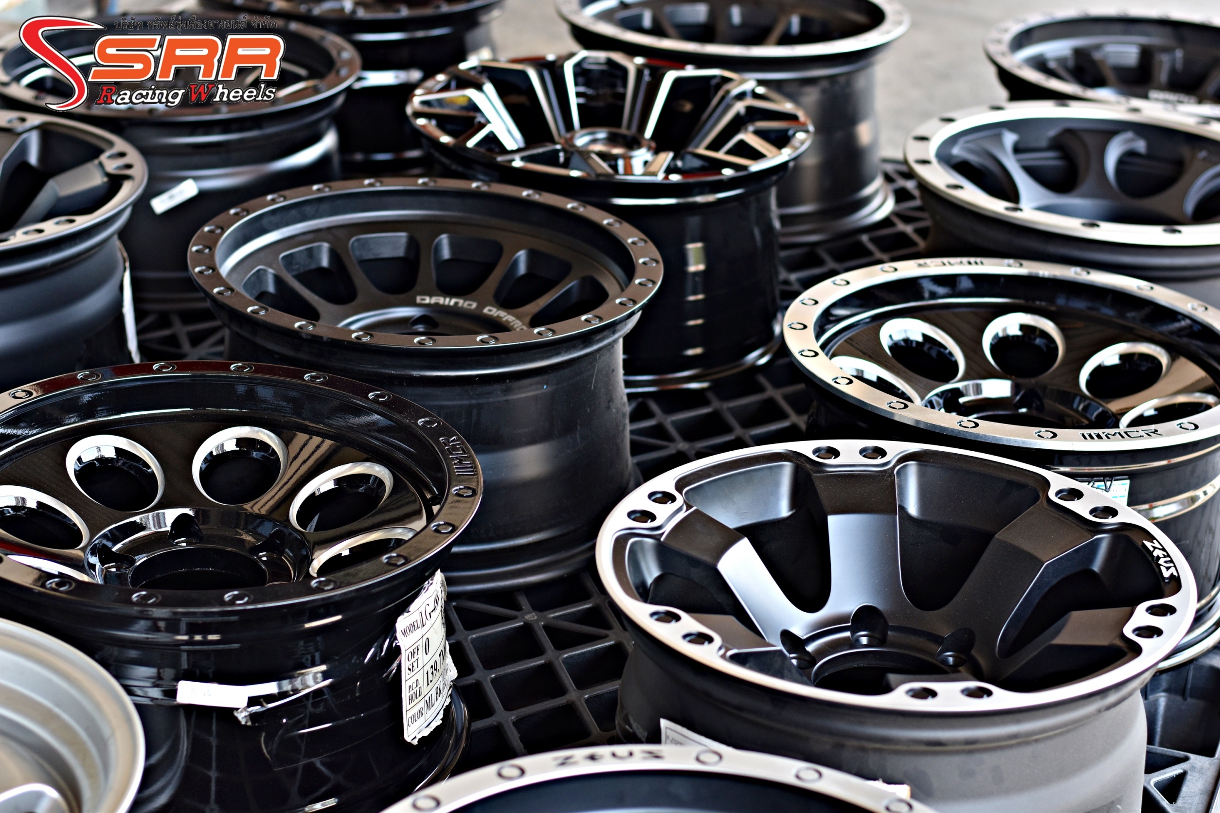 ล้อขอบ16 พร้อมยาง HANKOK HT 245/70R16 ปี19 ชุดละ 17800