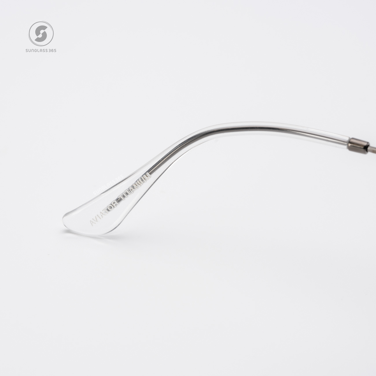 แว่นกันแดด Rayban Aviator Titanium RB8089 165/48 Gunmetal Polarized