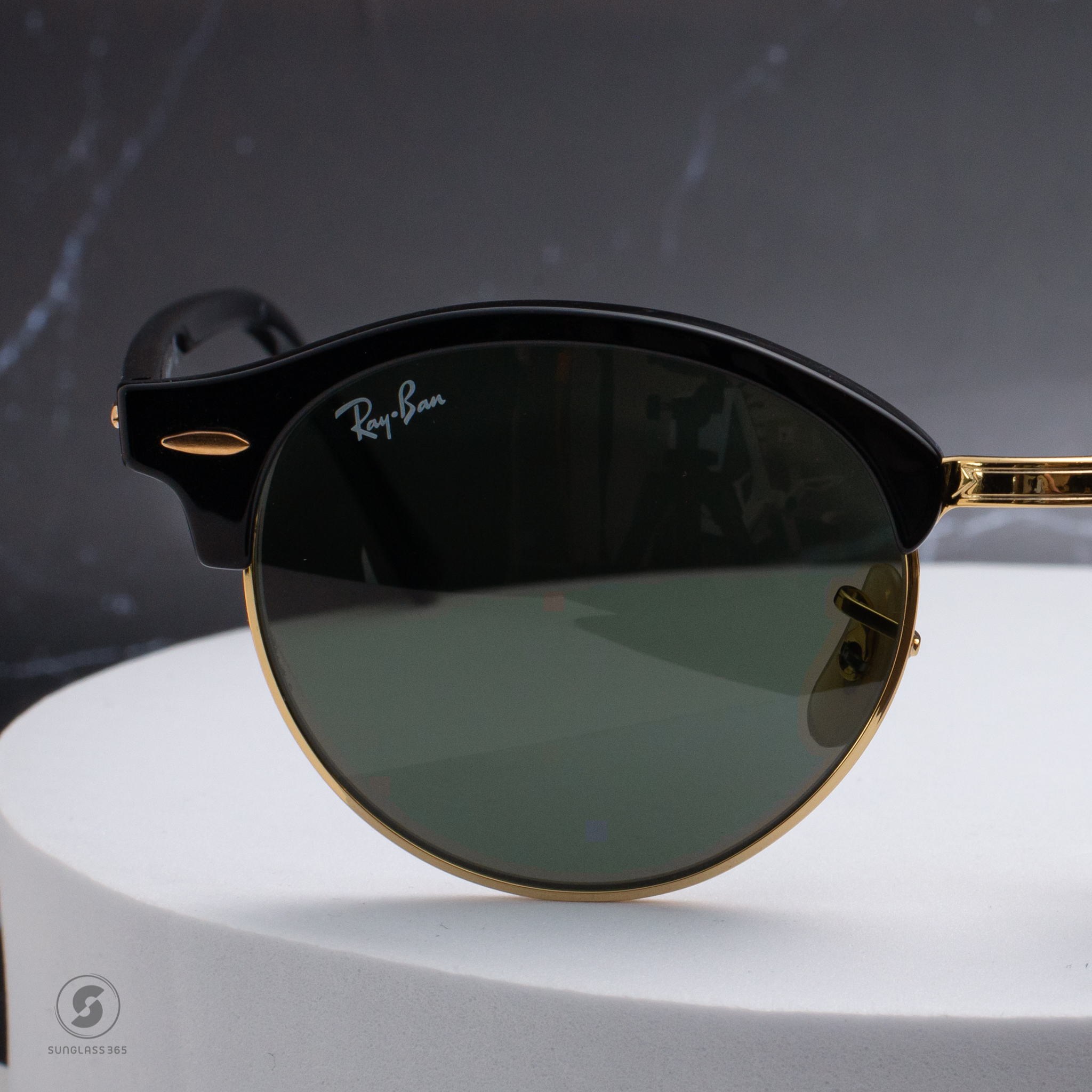 Ray Ban RB4246 901 Clubround Black Gold