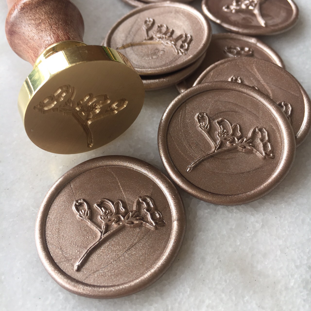Wax seal sticker (2.5 cm.)- custom made (400 pcs)