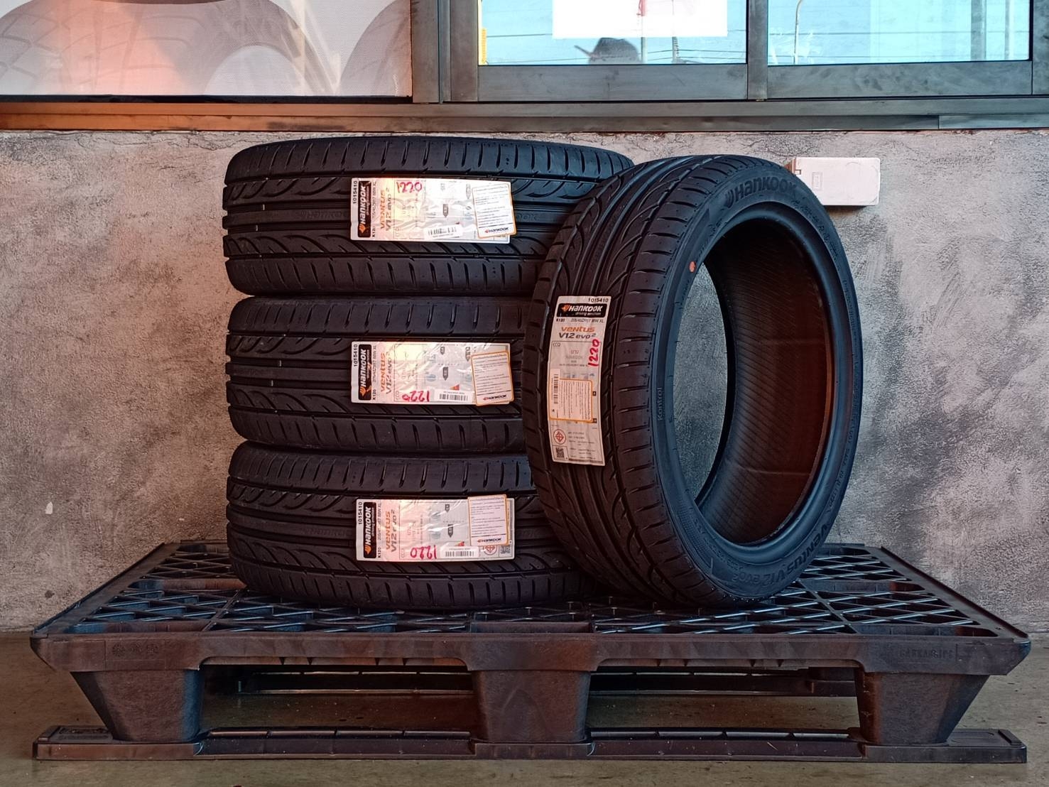 HANKOOK 205/45ZR17 VENTUS V12 EVO2 88W XL MADE IN KOREA