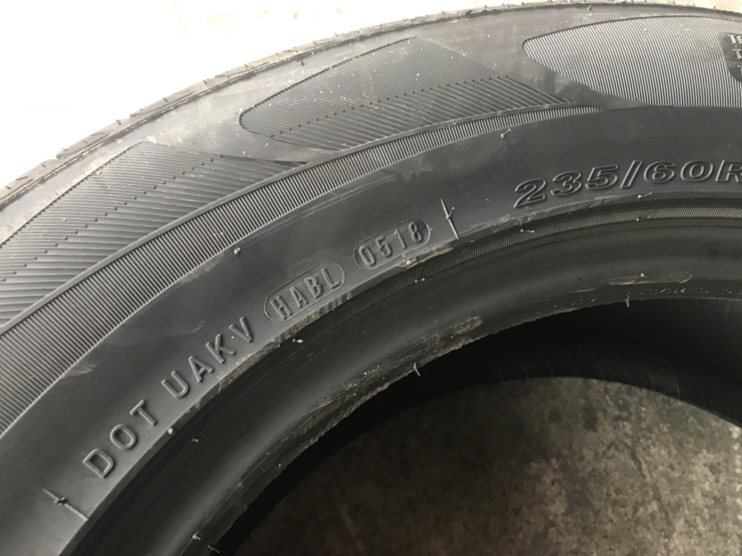 NEXEN RU1 235-60-18 เส้น 4500 ปี18