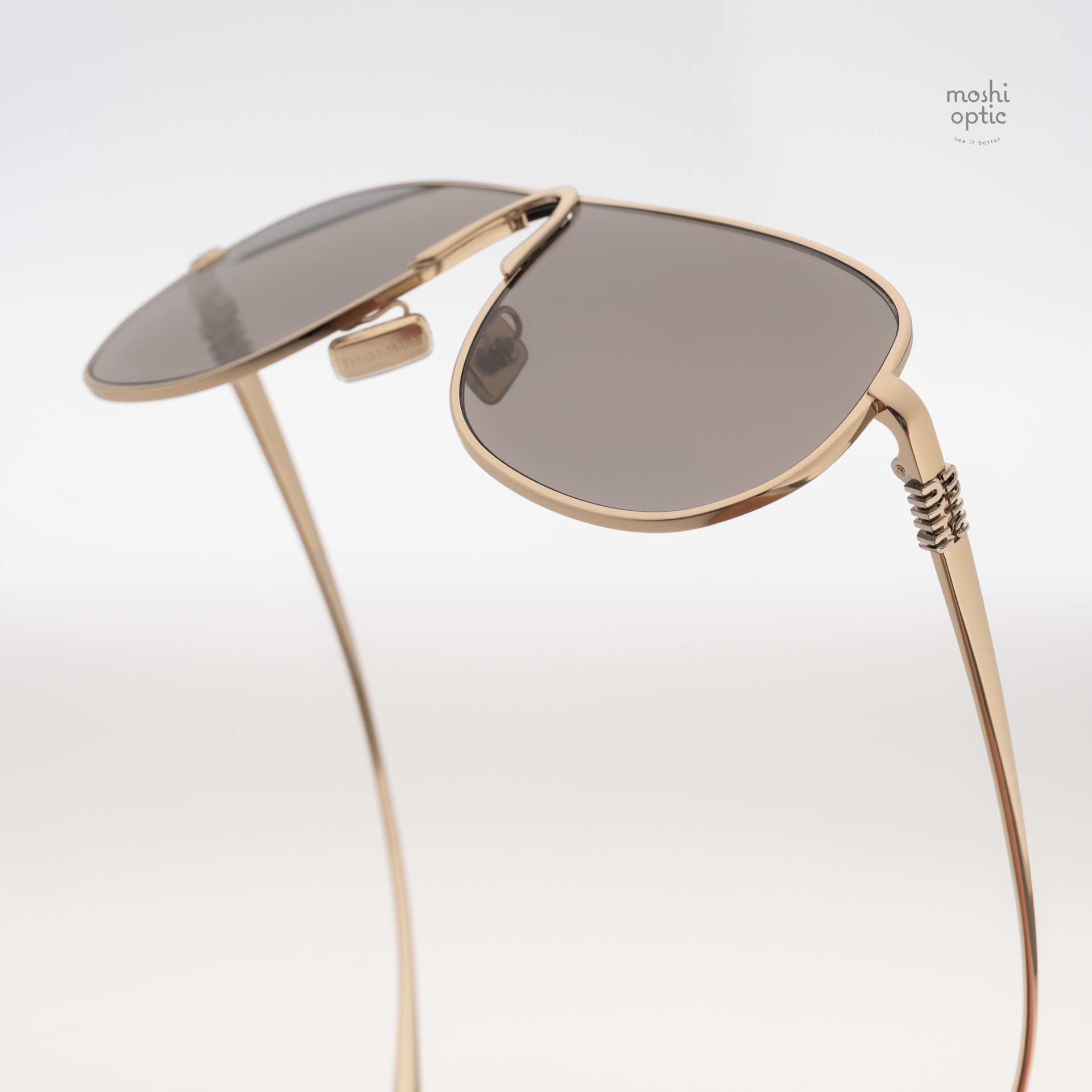 แว่นกันแดด Miu Miu MUA56S ZVN80Q