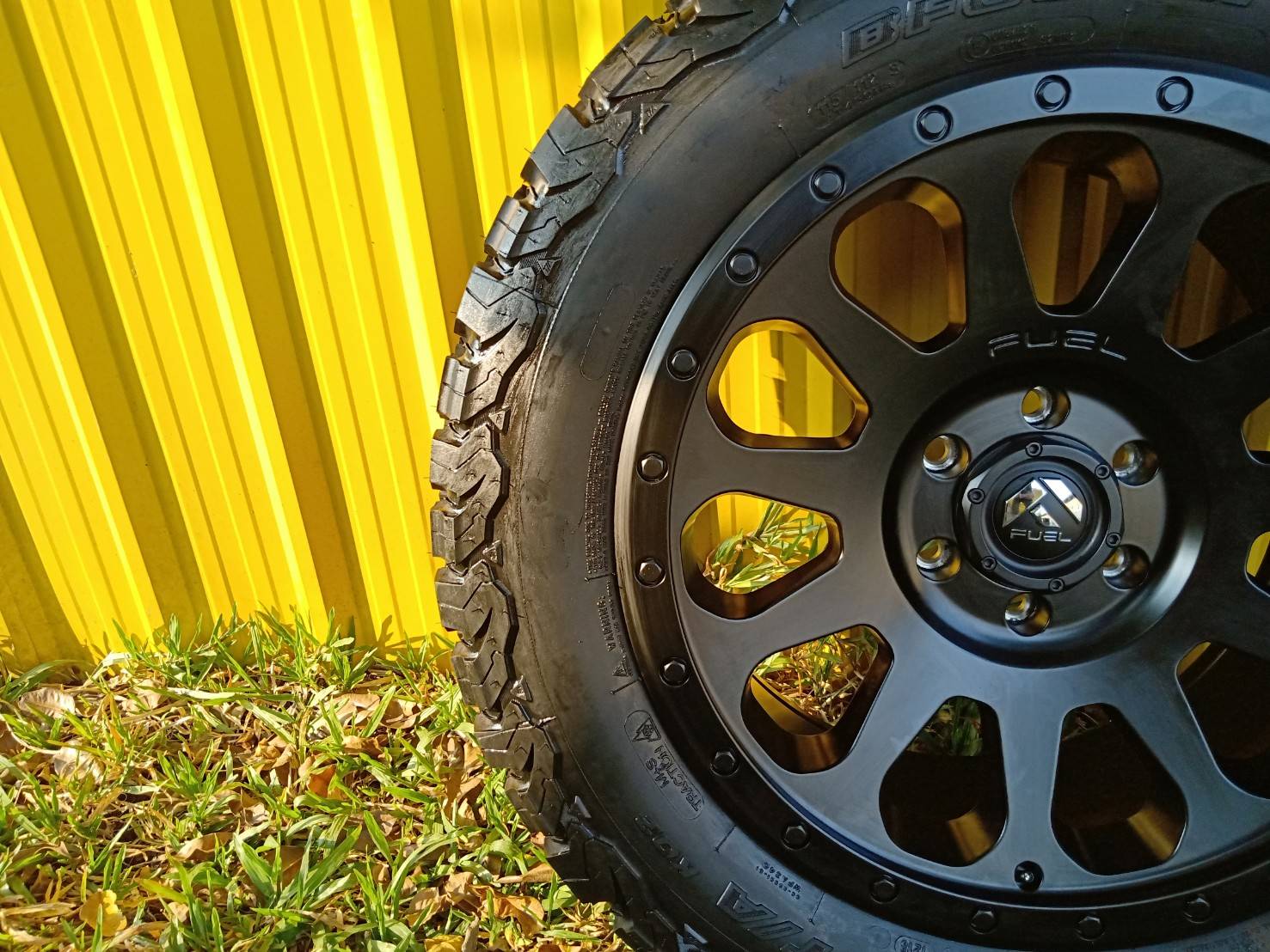 ล้อแท้ FUEL VECTOR D579 ขอบ20