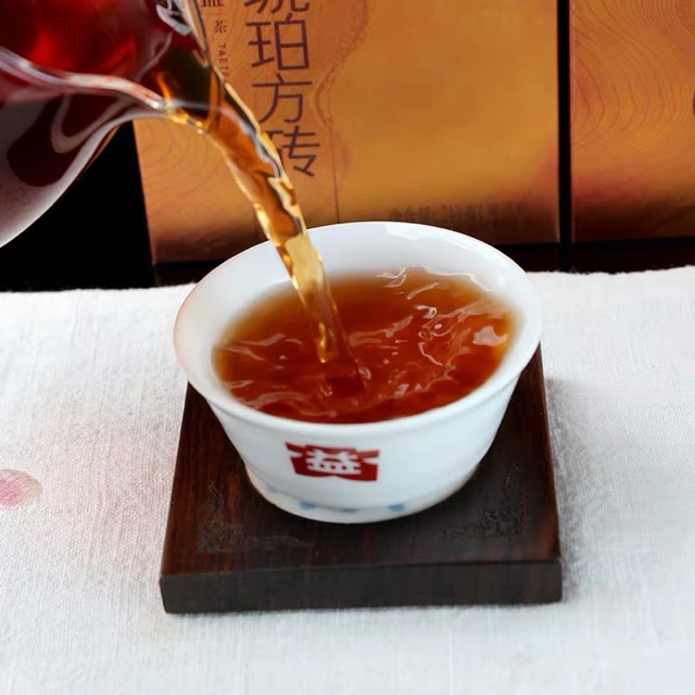 ชาผู่เอ๋อร์สุก ต้าอี้ รุ่น ฮู่โฟ้ฟางจวน ปี 2014 น้ำหนัก 240 กรัม