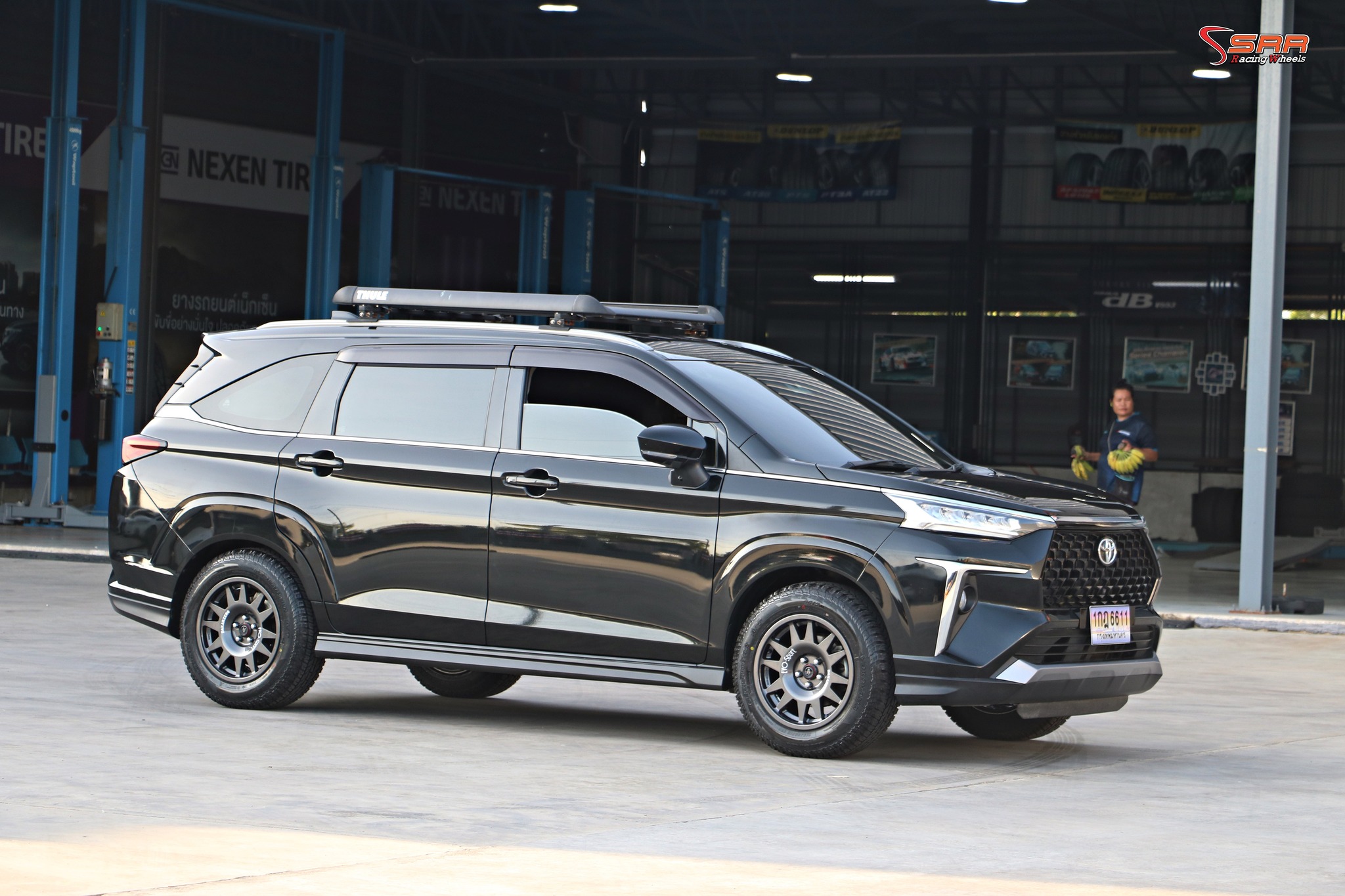 EVO ขอบ16 5รู100 กับ Toyota Veloz หล่อๆครับ