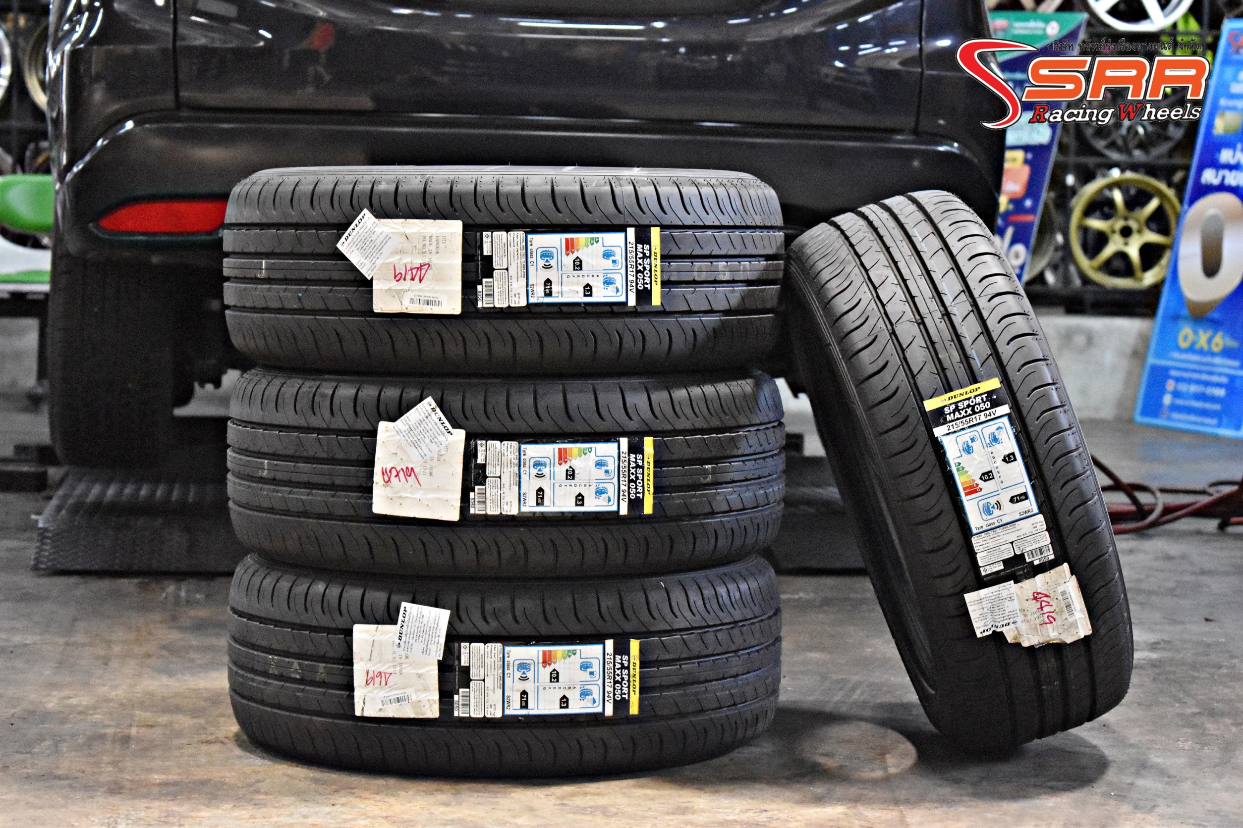 DUNLOP SPMAXX050 215/55R17