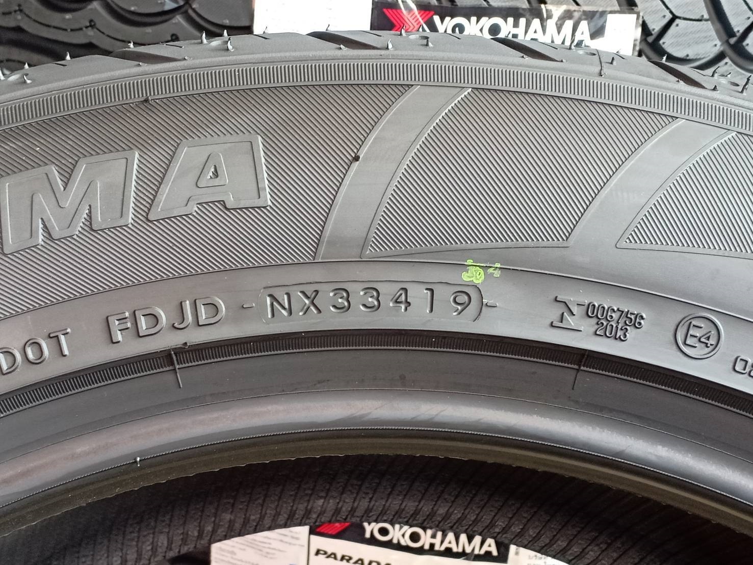 ยางเข้าใหม่ ลดราคา YOKOHAMA PARADA 285/50R20 112V Y19