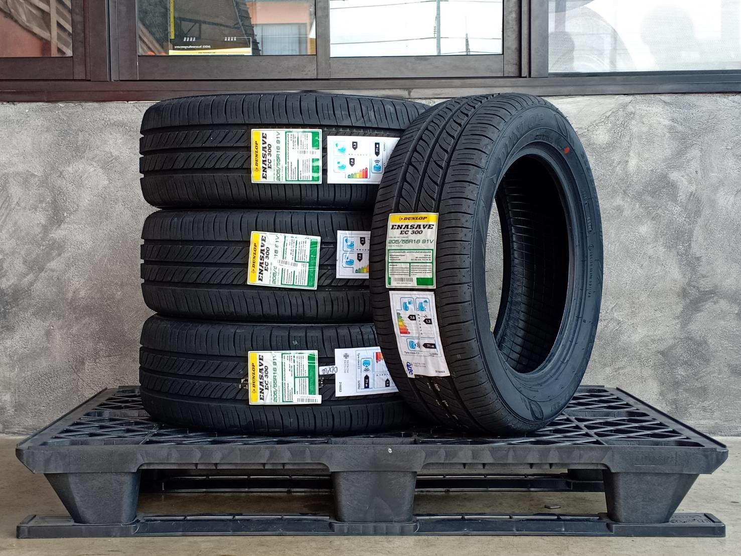 DUNLOP 205/55R16 ENASAVE EC 300 91V MADE IN THAILAND