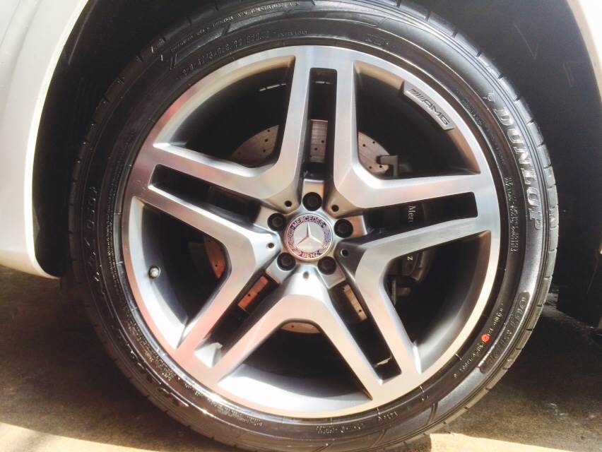 DUNLOP SPORT MAXX050+ 295/40-21 ราคาพิเศษ