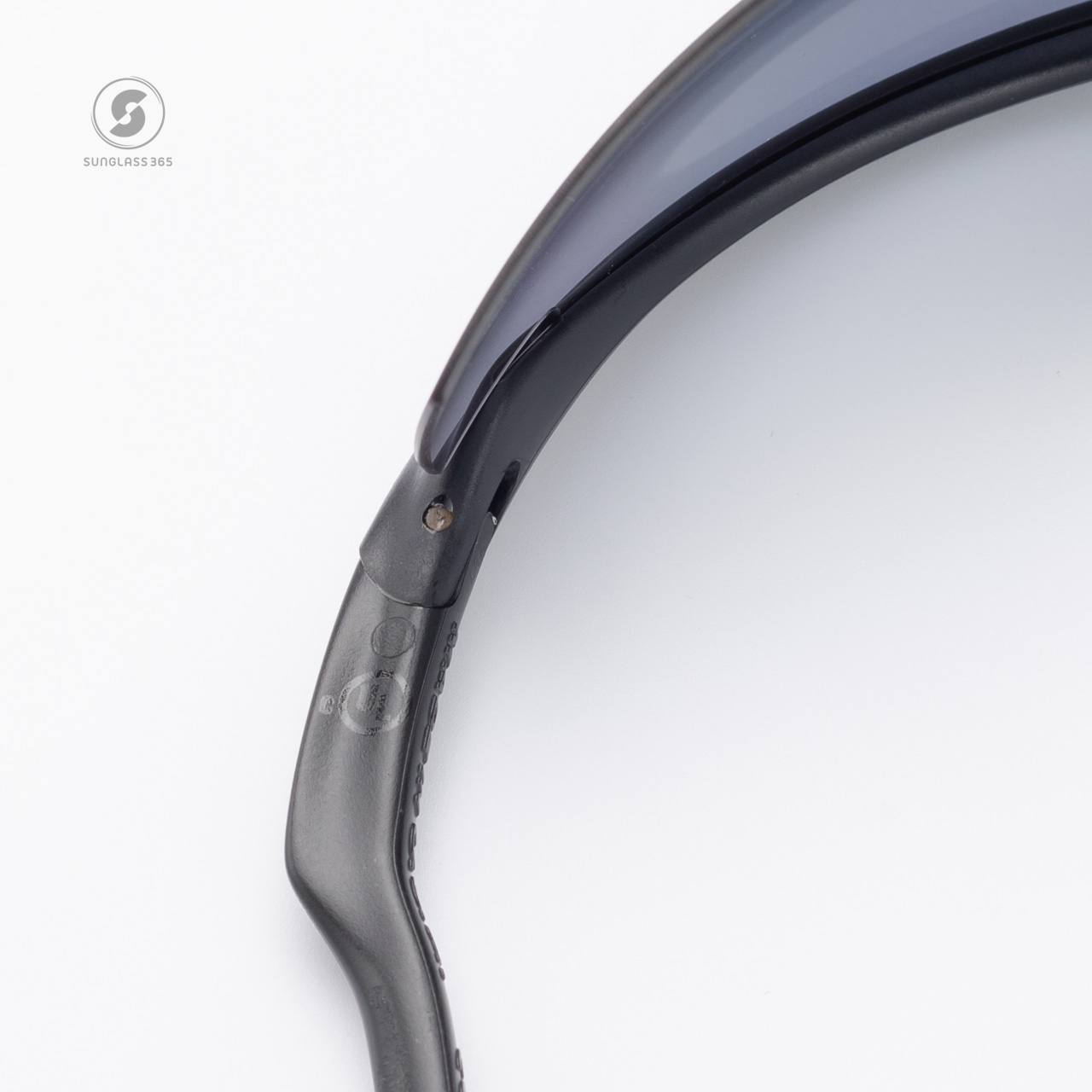 Oakley SI M Strike OO9060 11-162 Black Grey