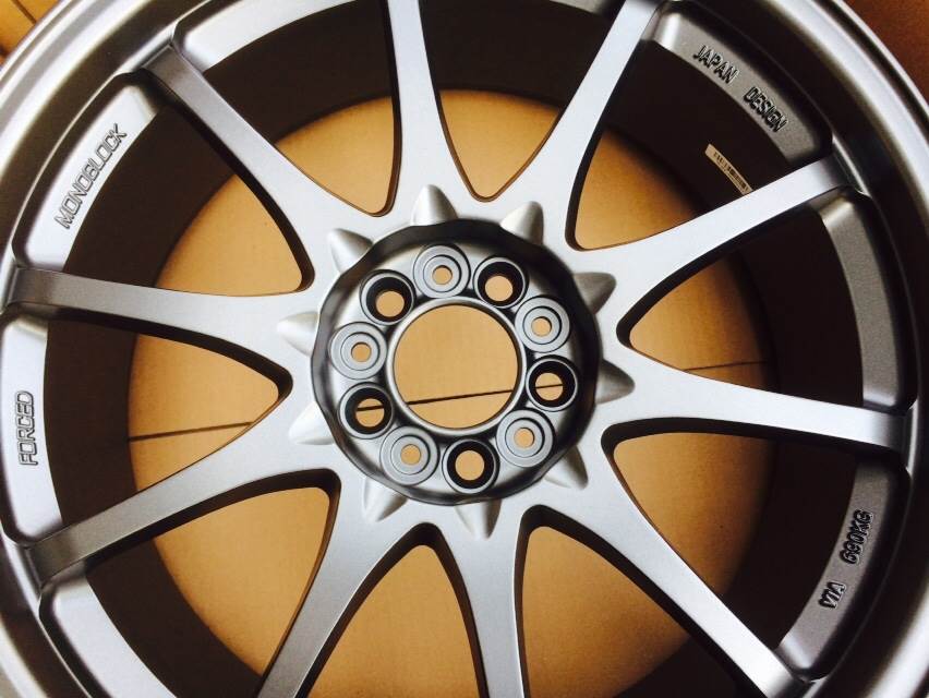 ล้อใหม่ CE28 ขอบ18 ชุด 9800 บาท ปกติ24000