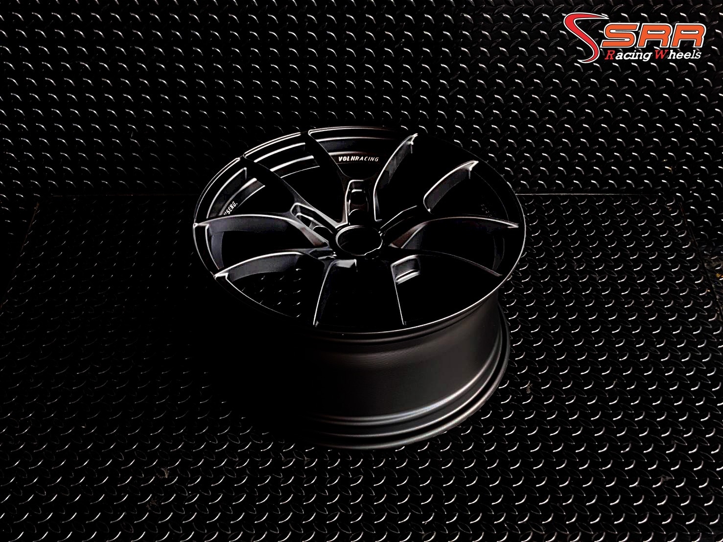 BW052 18X8.5 5X114.3 35 F/B MATT (ดำด้าน)