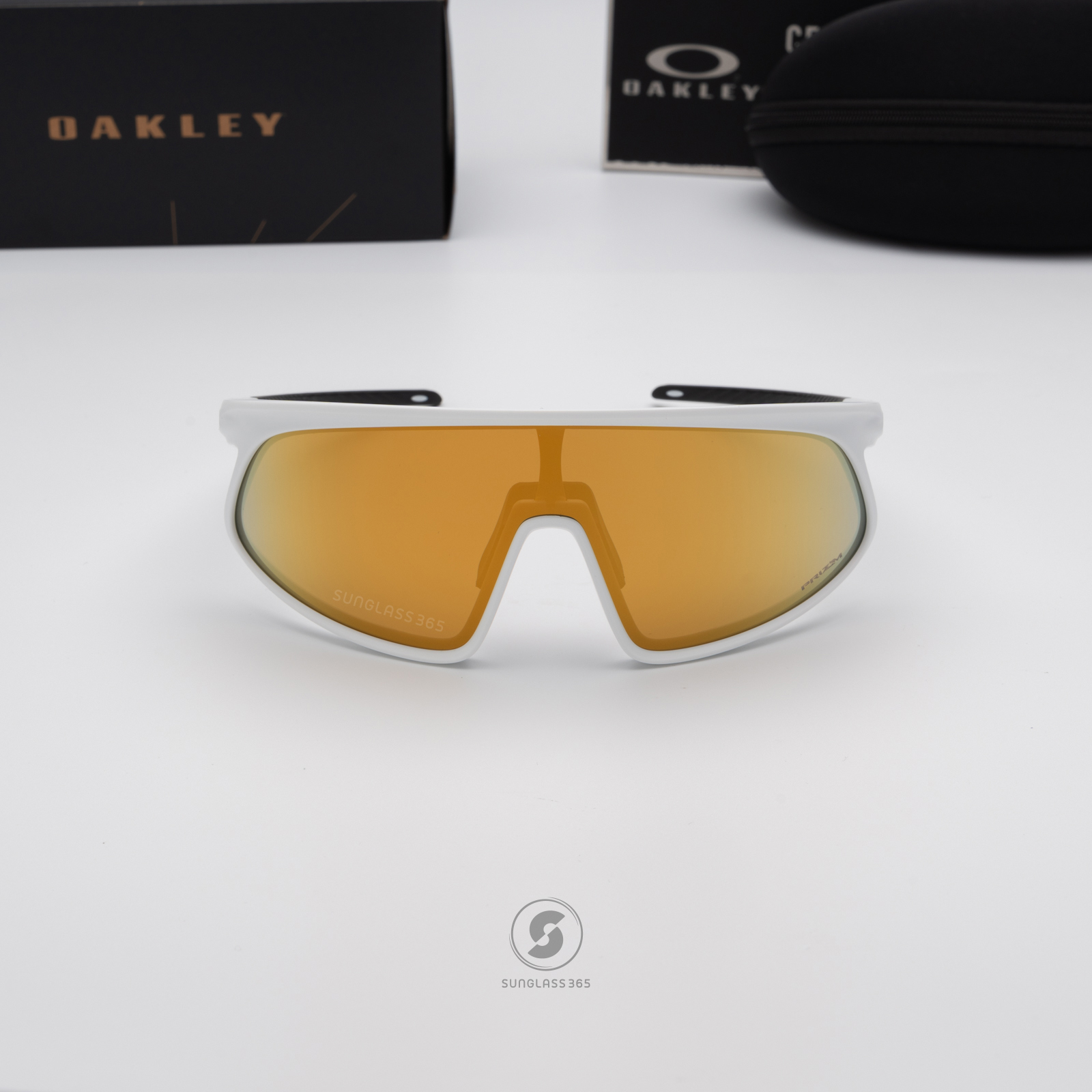 Oakley RSLV OO9484D-04 Matte White Prizm 24K