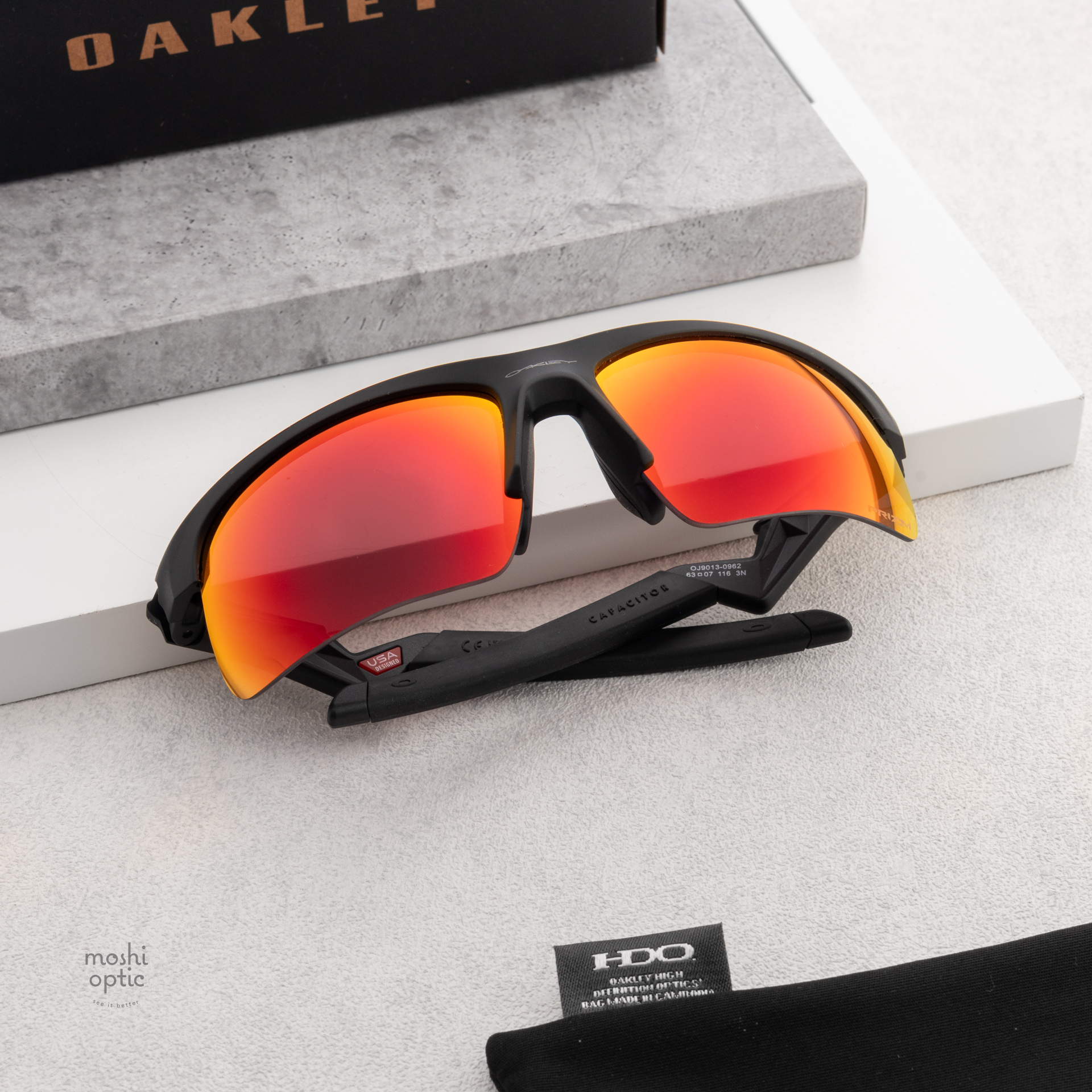 Oakley Capacitor OJ9013-09 Matte Black Prizm Field