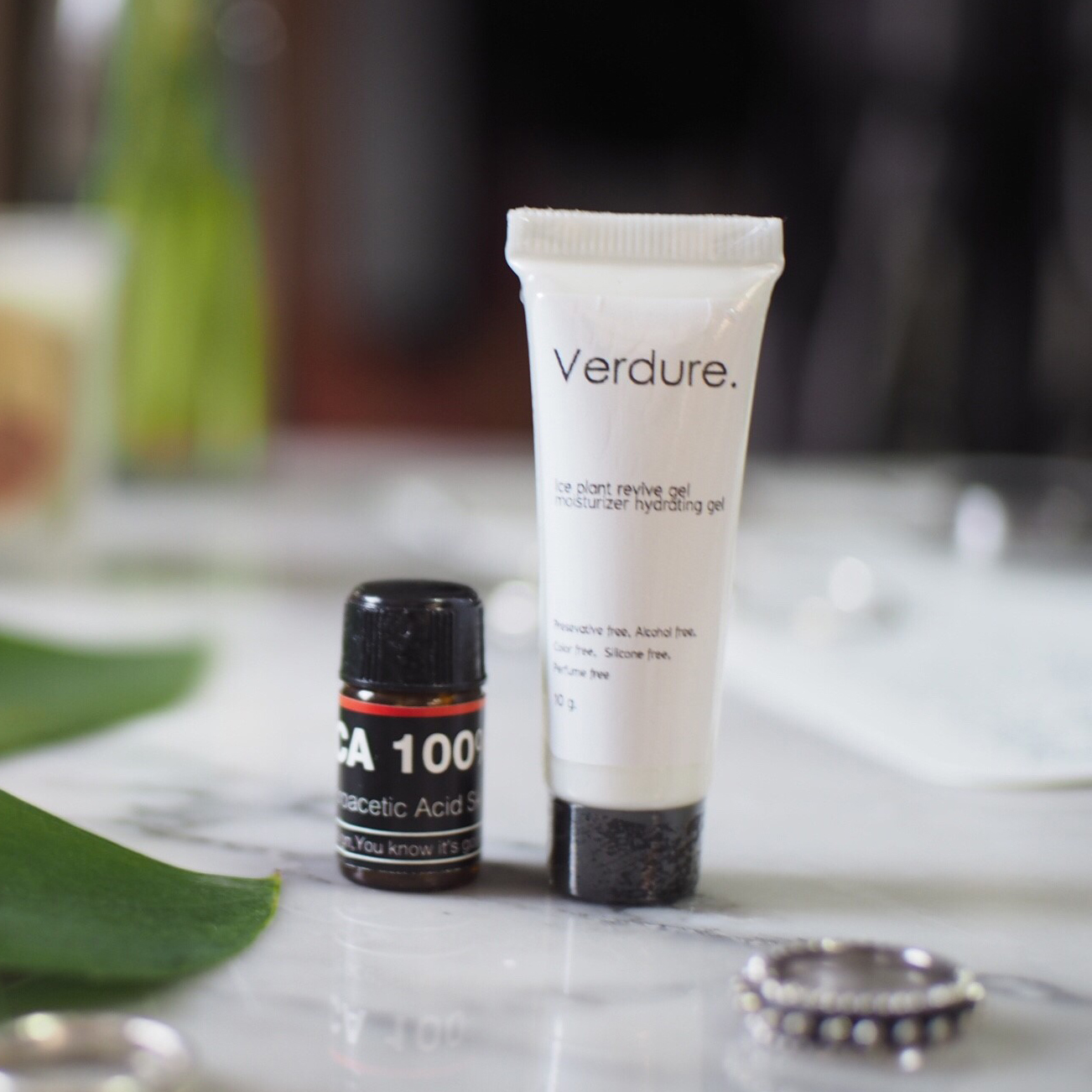 TCA 100%แต้มหลุมสิว กระ ไฝ ฝ้า ลึกหัวสิว ช่วยให้สิวแห้งเร็ว+ ไอซ์ แพลน รีไวว์ เจล ICE PLANT REVIVE GEL