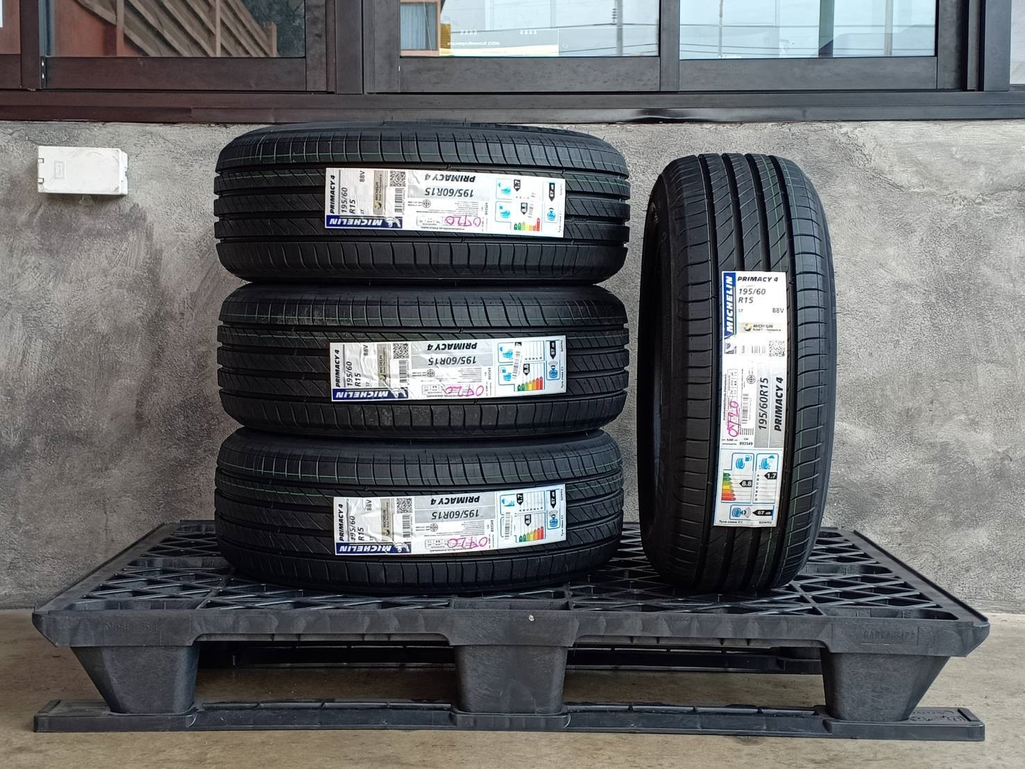 MICHELIN 195/60R15 PRIMACY 4ST 88V MADE IN THAILAND