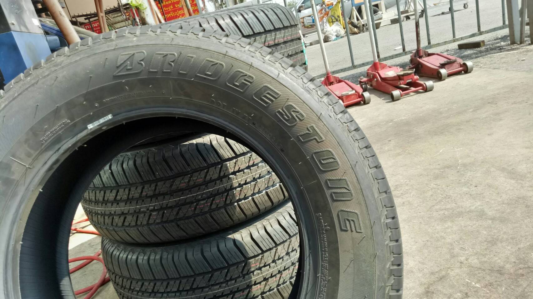 BRIDGESTONE DUELER H/T 684 II 265/60-18 ราคาลดสุด