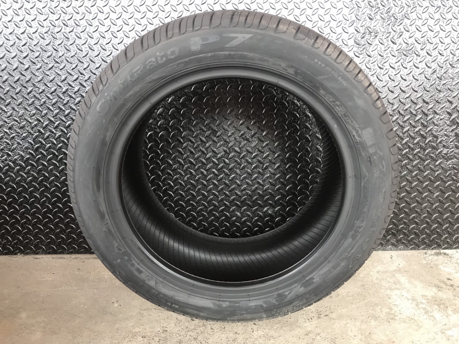 PIRELLI CINTURATO P7 (KS) 98W XL 225/50R17 ราคาส่ง