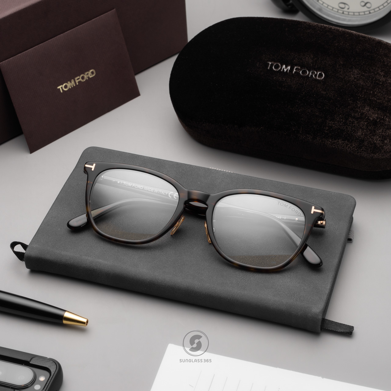 กรอบแว่น TOM FORD FT5780-D-B 052