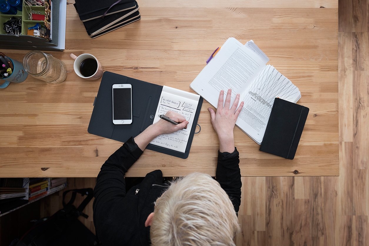 Bamboo Spark with Gadget Pocket