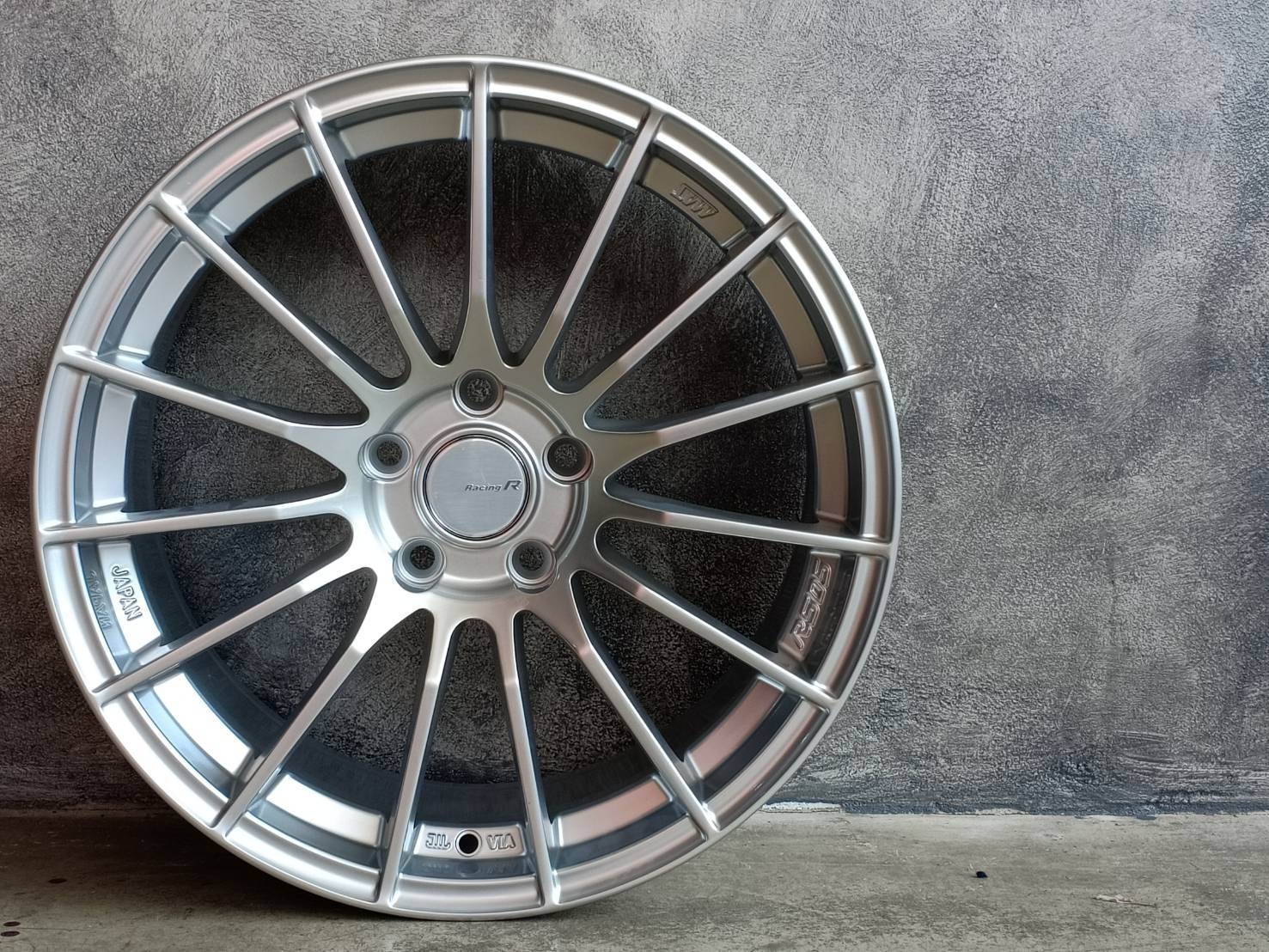 TKRS5 18X8.5 5X114.3 35 73.1 HGS
