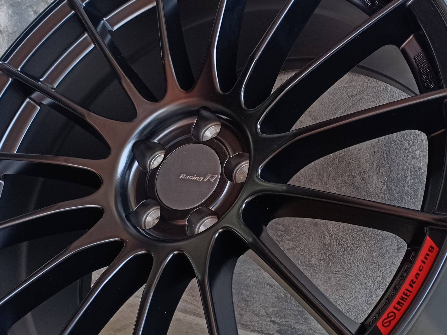 ล้อ RS05 ขอบ 18 X 8.5 5X100 38 73.1 สี MB