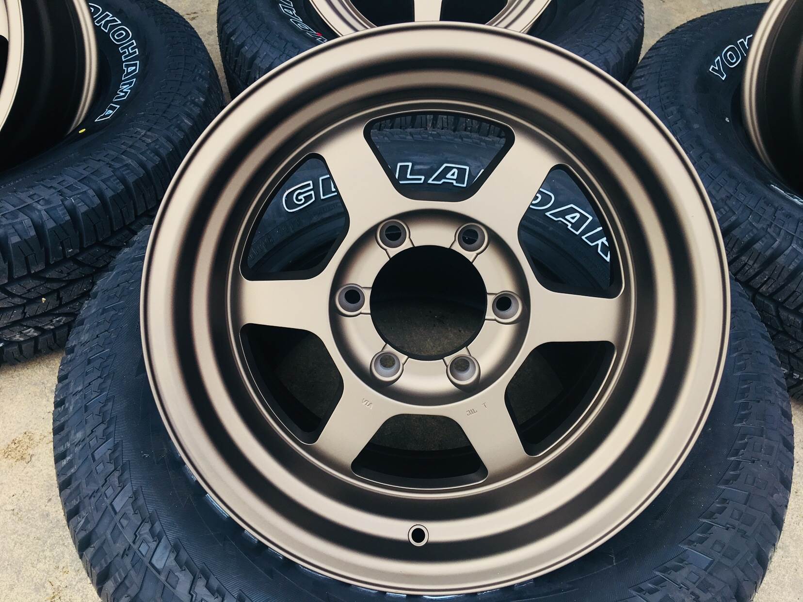 ล้อ OFFROAD ขอบ16พร้อมยาง MONSTER ชุด 23900 ปกติ 32000