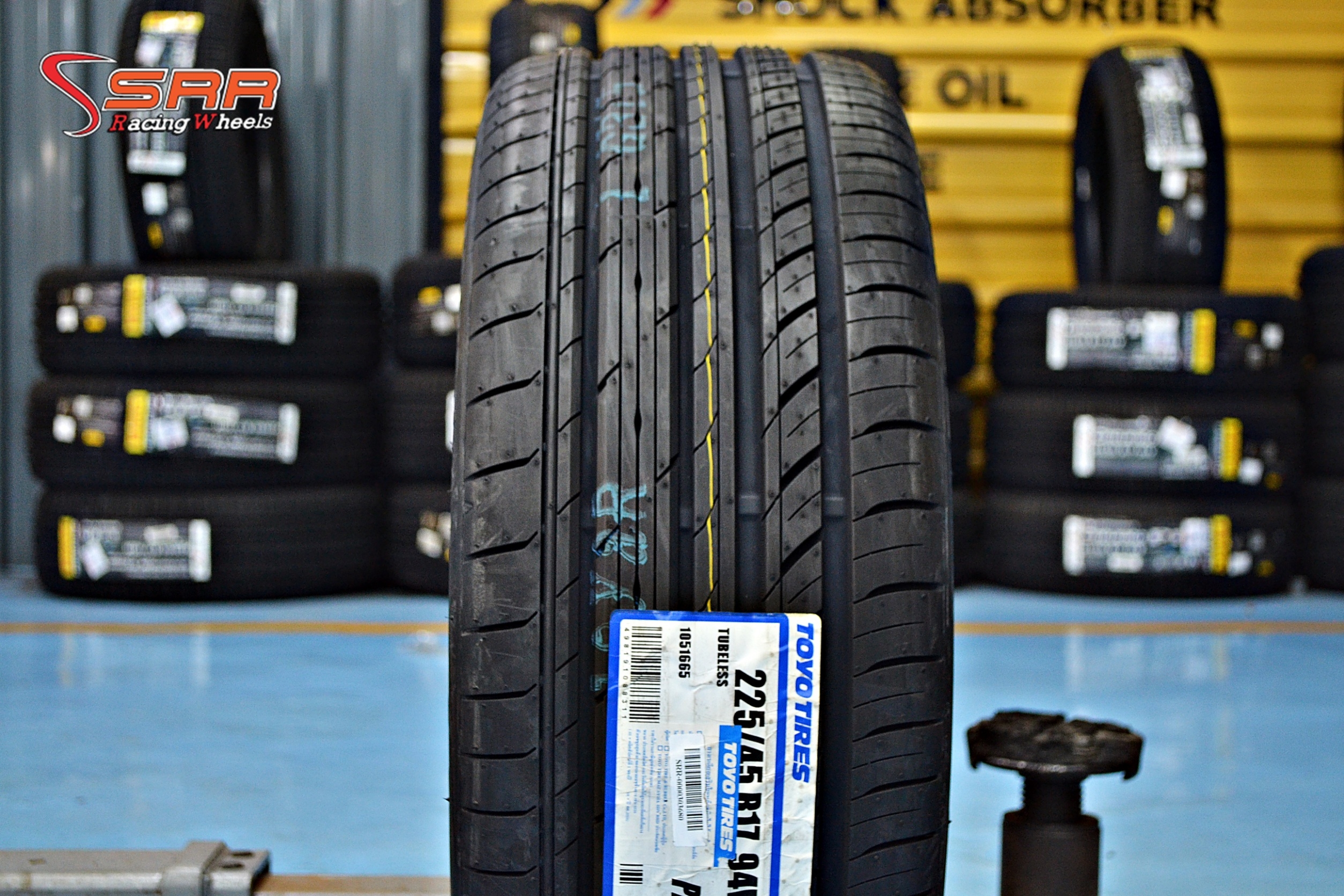 TOYO C1S 225/45-17 ราคาพิเศษ ปี18
