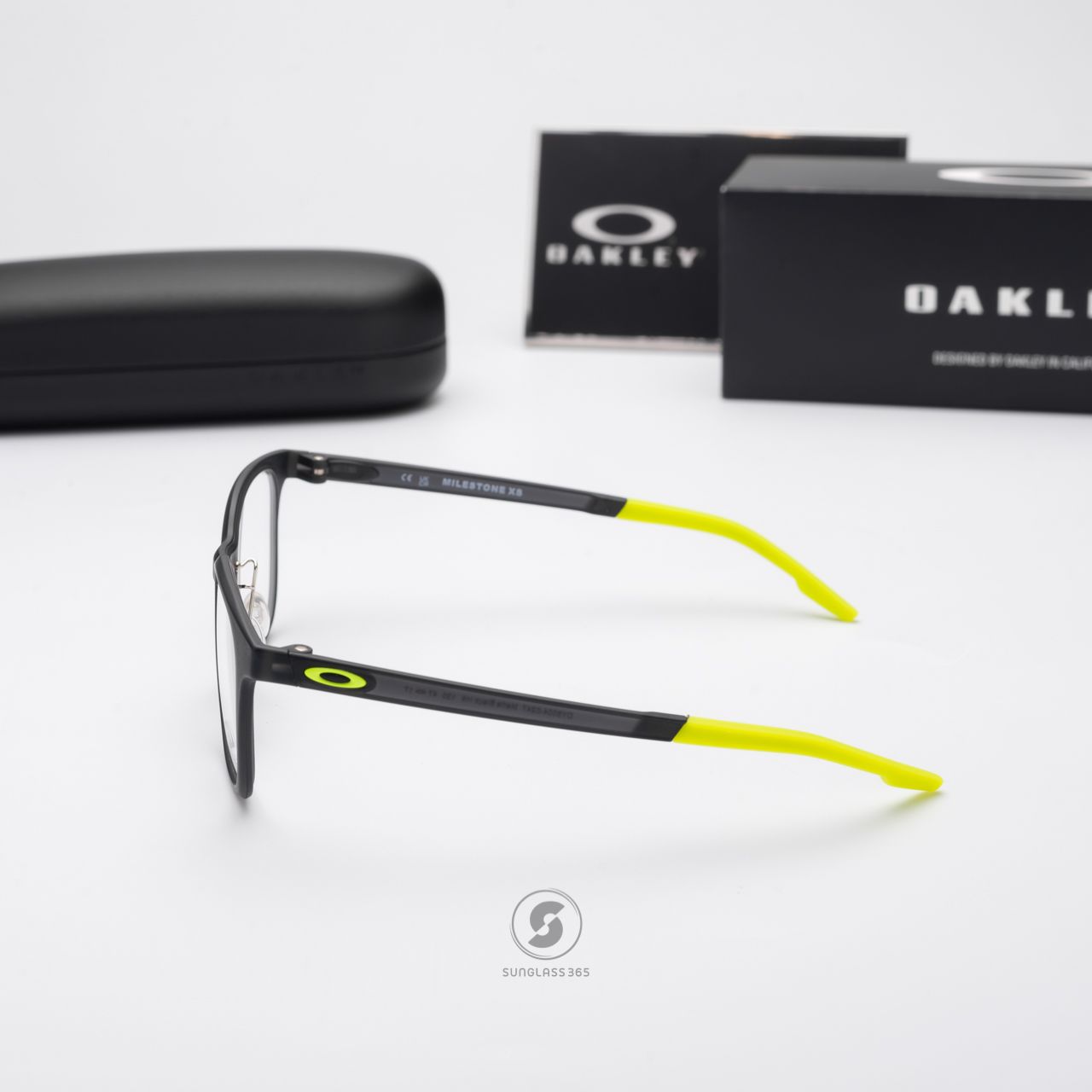 Oakley Milestone XS OY8004 02 Matte Black Ink