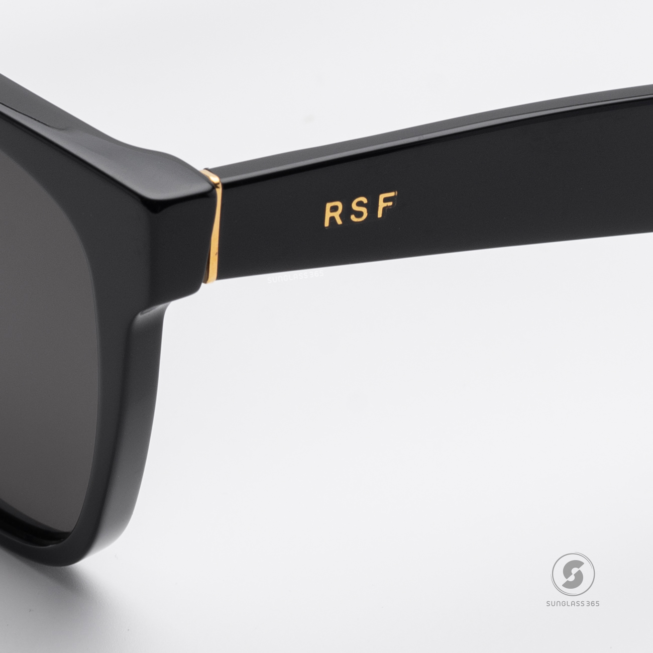 แว่นกันแดด SUPER SP X7E Classic Black