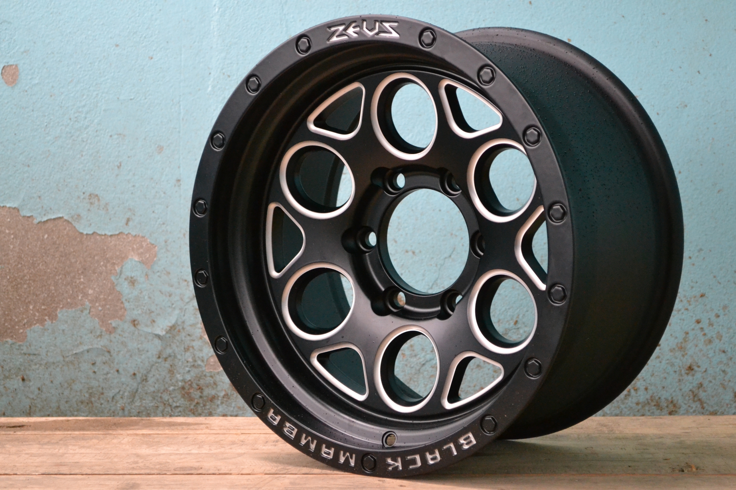 ZEUS-11 BLACK MAMBA ลายใหม่ จาก LENSO