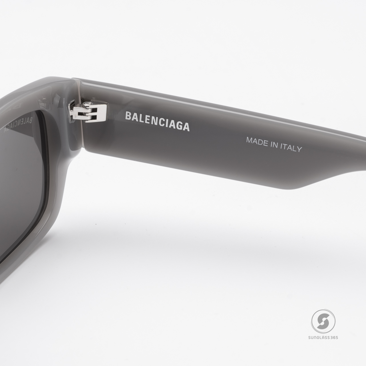 แว่นกันแดด Balenciaga BB0261SA 004