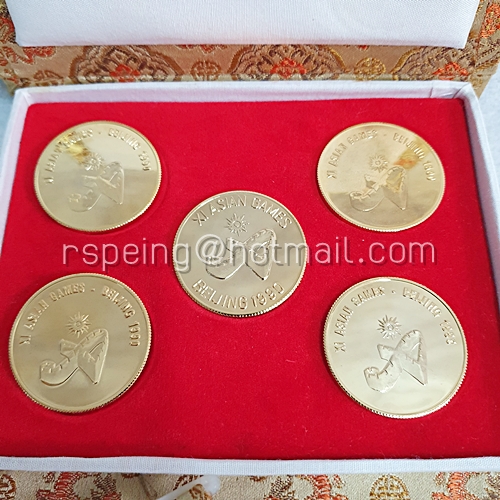 Box Set เหรียญทองที่ระลึก ชุด 5 เหรียญ XI Asian Games Beijing 1990