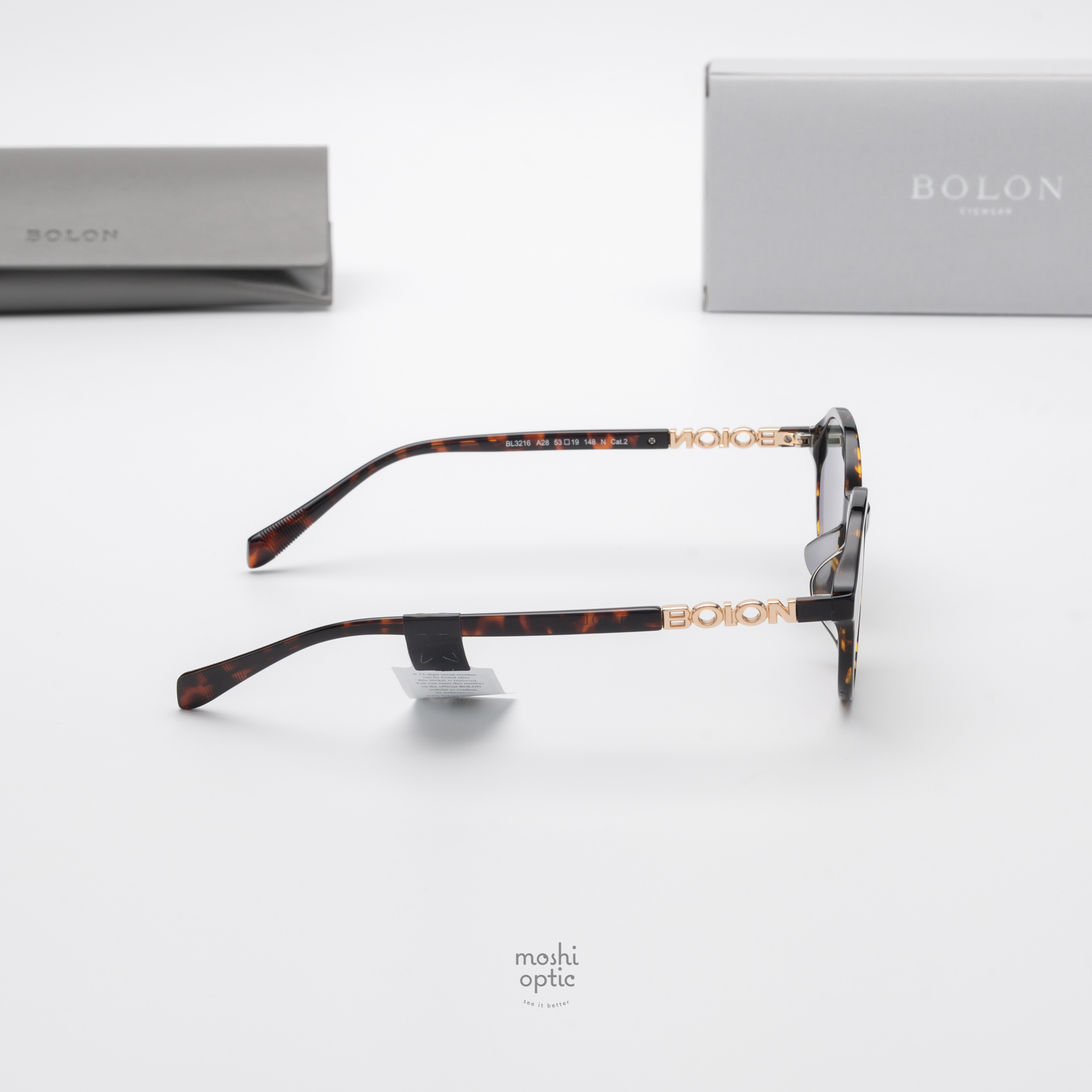 แว่นกันแดด BOLON รุ่น BL3216 Jakarta A28 Tortoiseshell