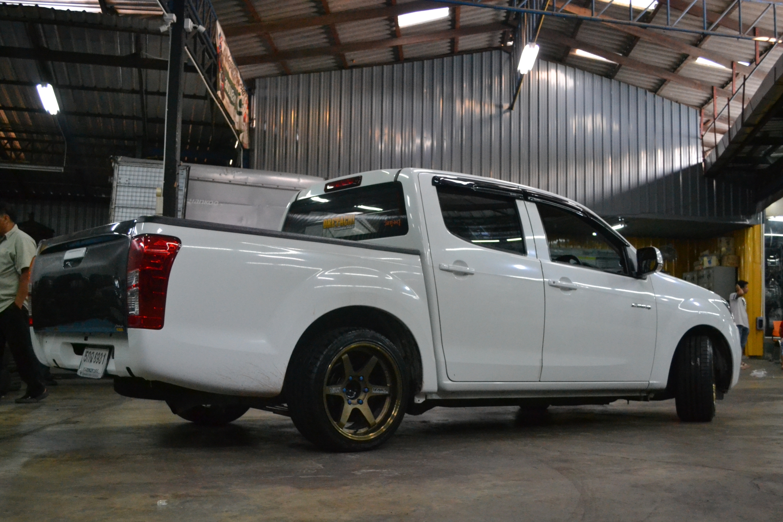 DUNLOP SP SPORT MAXX050+ 235/40R18 ขาย 3750 ปกติ 9000