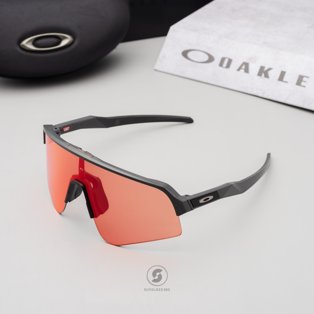 OAKLEY OO9465-02 Sutro Lite Sweep Matte Carbon Prizm Trail Torch