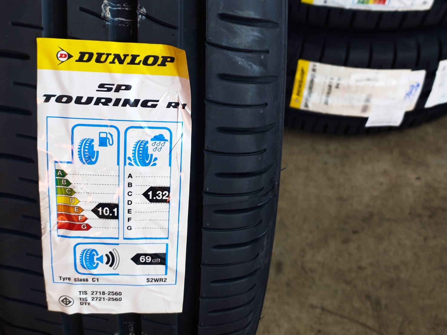 DUNLOP SP TOURING R1 205/65R15
