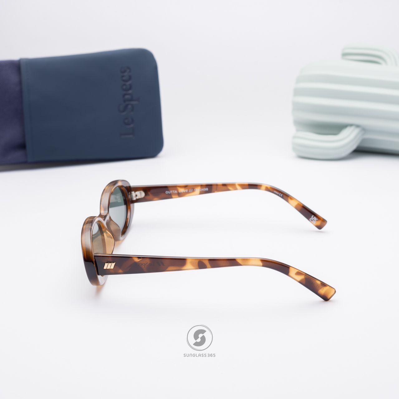 แว่นกันแดด Le Specs LSP1802498 Outta Love Tort