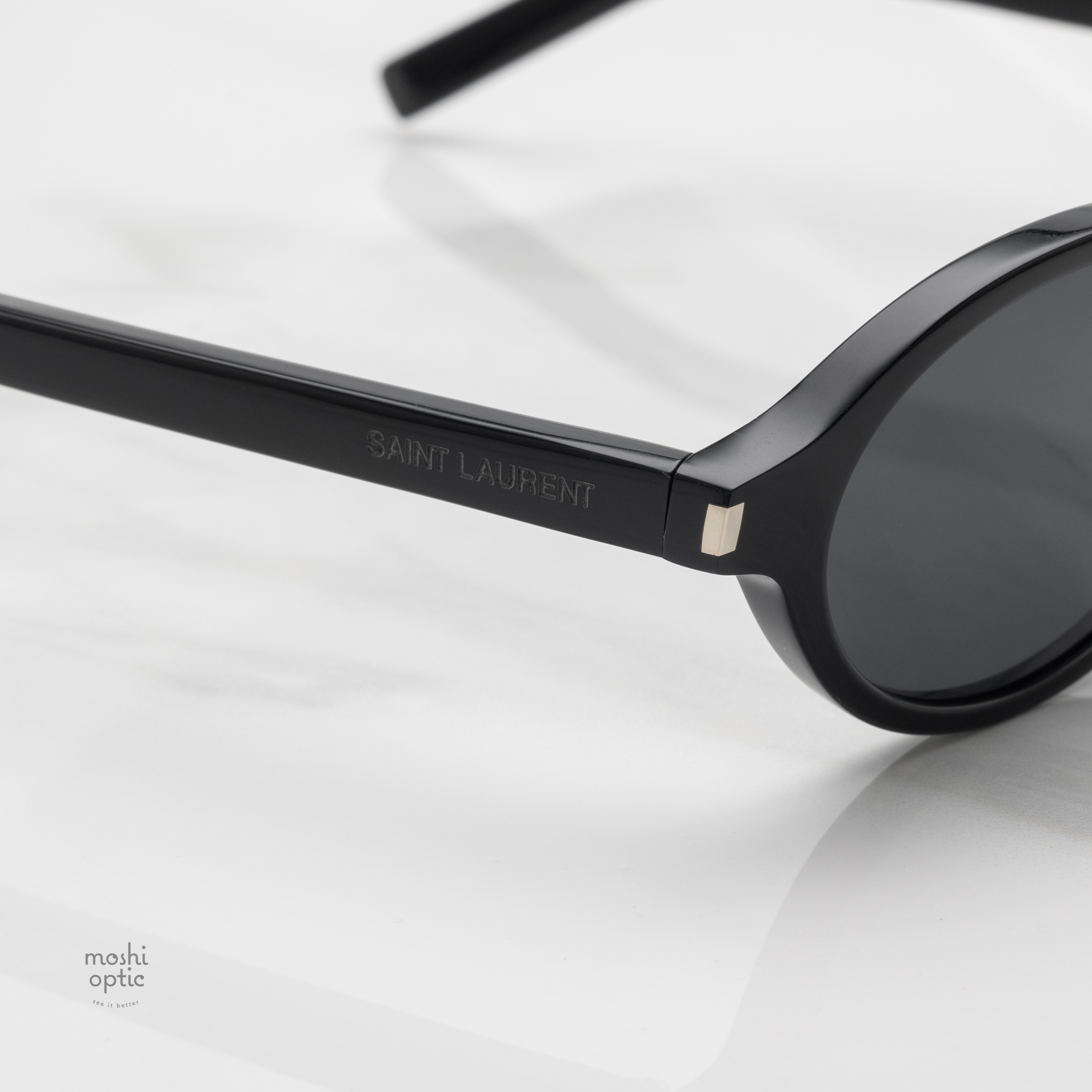 แว่นกันแดด YVES SAINT LAURENT JEANNE SL 751 001