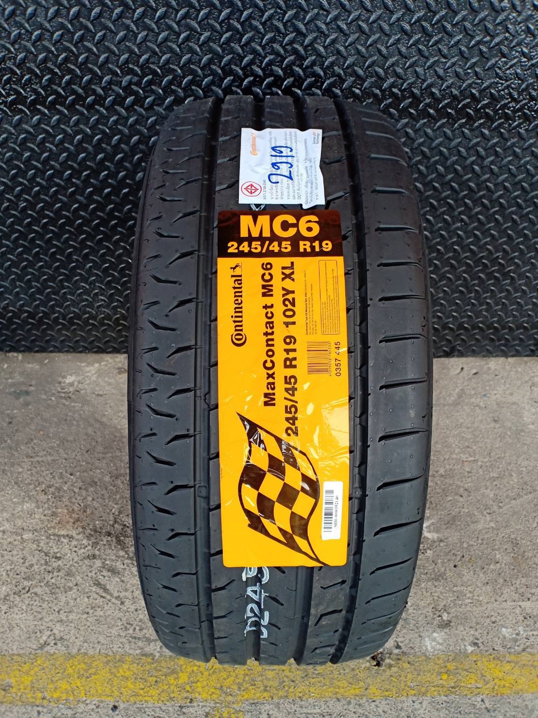 CONTINENTAL MC6 245/45-19 ราคาส่ง