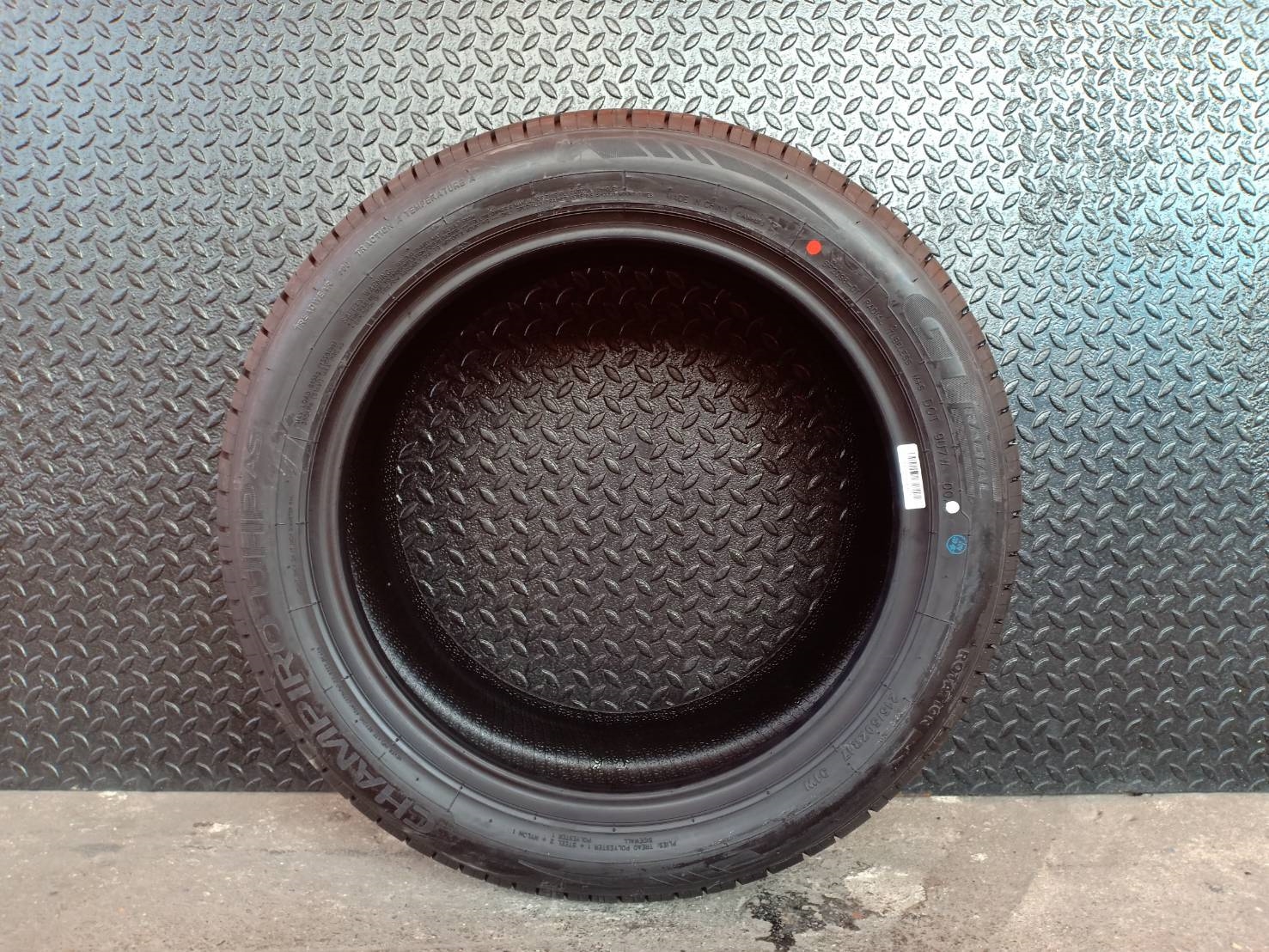 GTRADIAL CHAMPIRO UHP AS 215/50ZR17 ราคาส่ง