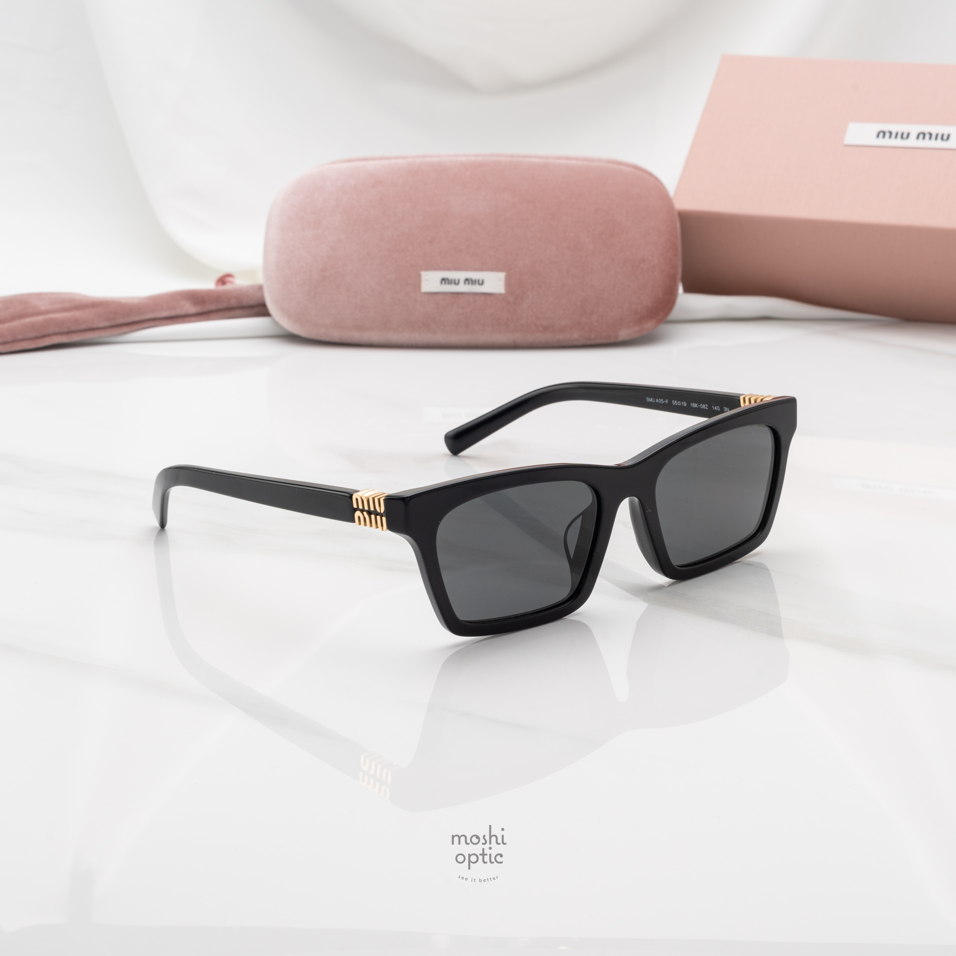 แว่นกันแดด Miu Miu MUA05SF 16K08Z