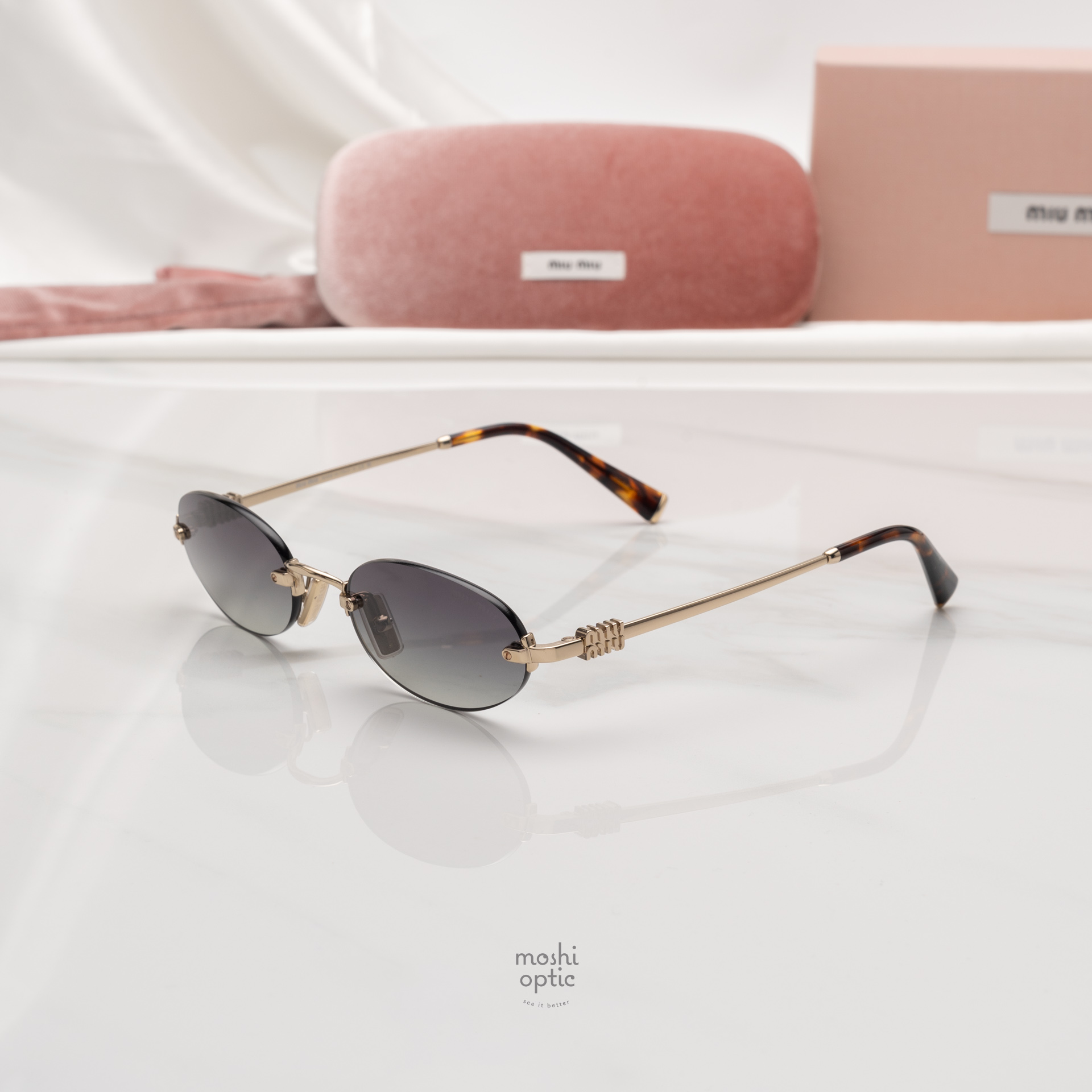 แว่นกันแดด Miu Miu MUA54S ZVN5D1