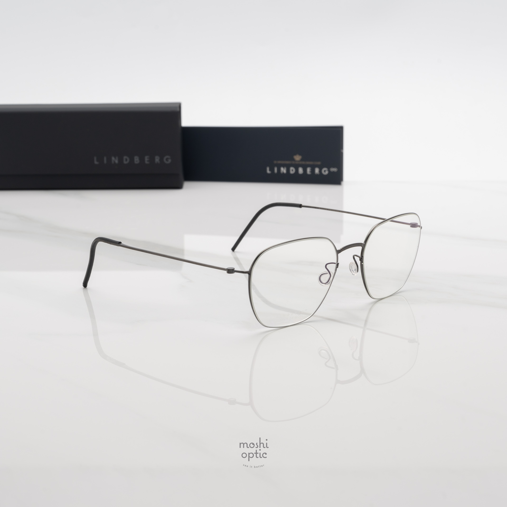 แว่นสายตา Lindberg Thintanium 070 14CBX 5548 T850 PU9